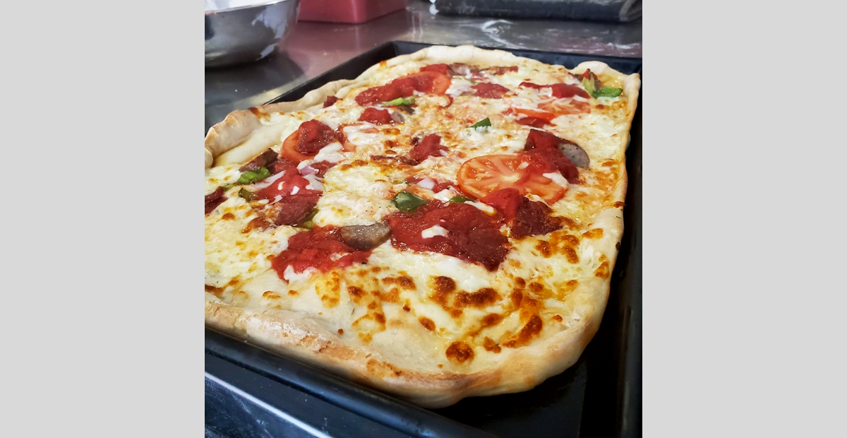 Leos.2.Nonas.Grandmas.Pizza_2019.png